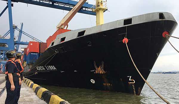 港口運(yùn)輸船只 港口運(yùn)輸船只